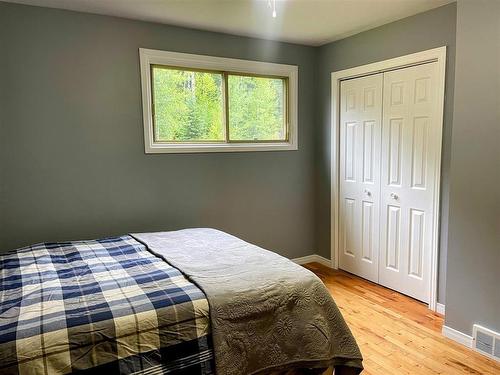 71 Warbler Drive, Manitouwadge, ON - Indoor Photo Showing Bedroom