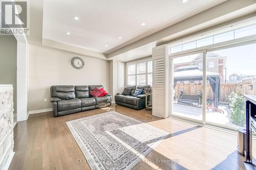 18 Bernadino St, Brampton, ON - Indoor Photo Showing Living Room