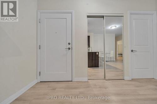 #201 -65 Watergarden Dr N, Mississauga, ON - Indoor Photo Showing Other Room