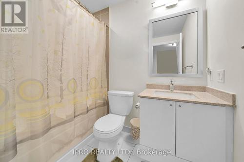 #201 -65 Watergarden Dr N, Mississauga, ON - Indoor Photo Showing Bathroom