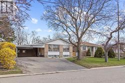 772 NETHERTON CRES  Mississauga, ON L4Y 2M4