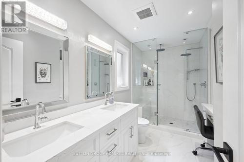 23 Oriah Crt, Vaughan, ON - Indoor Photo Showing Bathroom