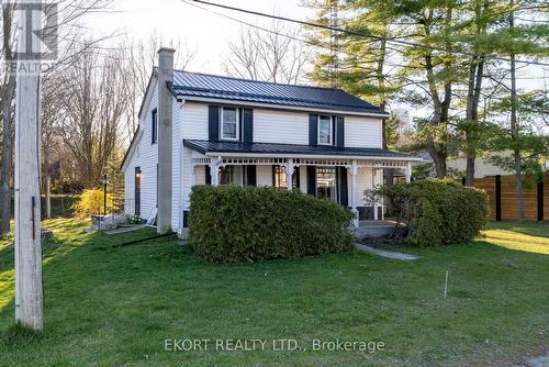 12 South Wellington Street, Quinte West, ON - Outdoor