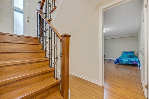 2360 Wyandotte Drive, Oakville, ON - Indoor Photo Showing Other Room
