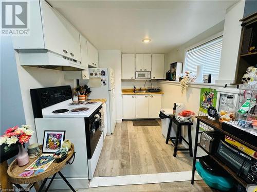 345 Aubrey Street, North Bay, ON - Indoor Photo Showing Kitchen