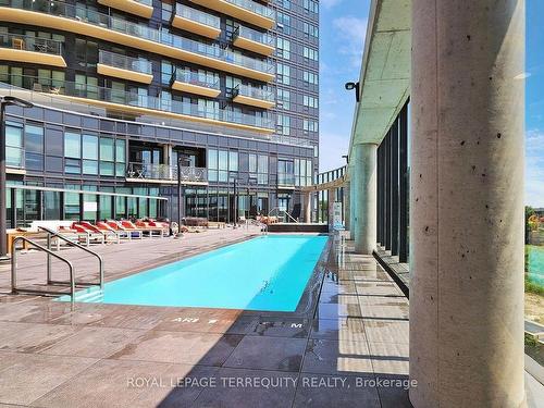 901-51 East Liberty St, Toronto, ON - Outdoor With In Ground Pool