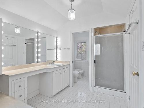 56 Mason Blvd, Toronto, ON - Indoor Photo Showing Bathroom