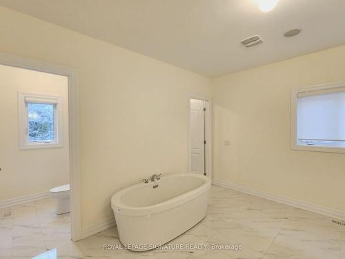 57 Casavant Crt, Vaughan, ON - Indoor Photo Showing Bathroom