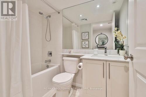 416 - 65 East Liberty Street, Toronto, ON - Indoor Photo Showing Bathroom