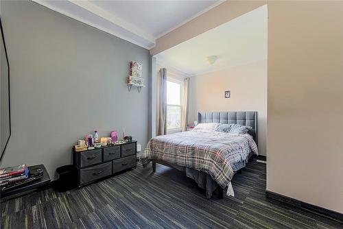 116 Lock Street W, Dunnville, ON - Indoor Photo Showing Bedroom