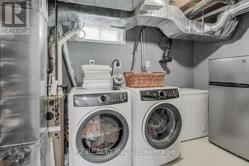 342 Dodge Dr, Tay, ON - Indoor Photo Showing Laundry Room