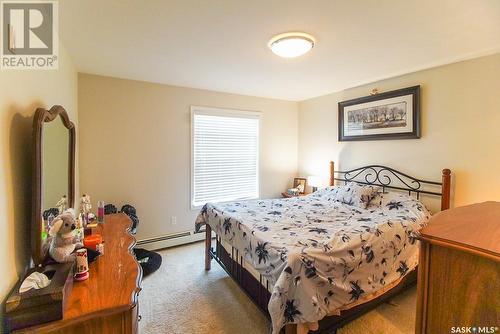 213 1545 Neville Drive, Regina, SK - Indoor Photo Showing Bedroom