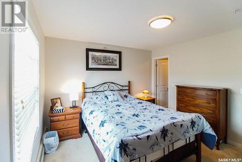 213 1545 Neville Drive, Regina, SK - Indoor Photo Showing Bedroom