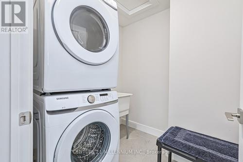 214 Courtland St, Blue Mountains, ON - Indoor Photo Showing Laundry Room