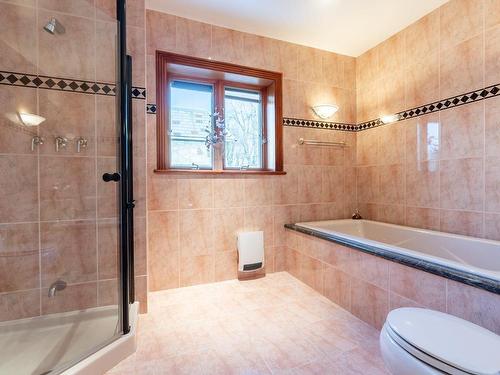 Salle de bains - 3870 Av. Van Horne, Montréal (Côte-Des-Neiges/Notre-Dame-De-Grâce), QC - Indoor Photo Showing Bathroom