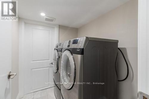240 Wellington Street E, Barrie, ON - Indoor Photo Showing Laundry Room