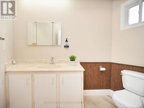 #139 -400 Mississauga Valley Blvd, Mississauga, ON - Indoor Photo Showing Bathroom