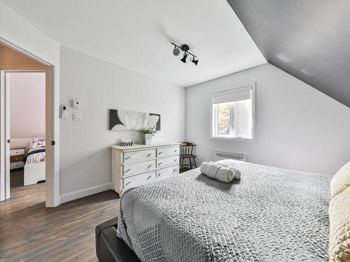 Master bedroom - 22 Ch. Lafleur, Saint-Donat, QC - Indoor Photo Showing Bedroom