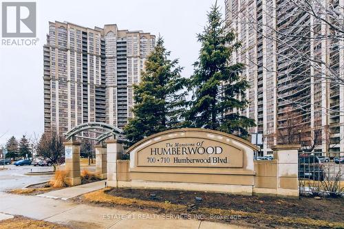 #1506A -710 Humberwood Blvd, Toronto, ON - Outdoor With Facade