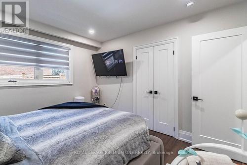 42 Mangrove Road, Toronto, ON - Indoor Photo Showing Bedroom