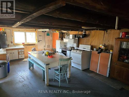 322 Lower Spruce Hedge Road, Greater Madawaska, ON - Indoor Photo Showing Other Room