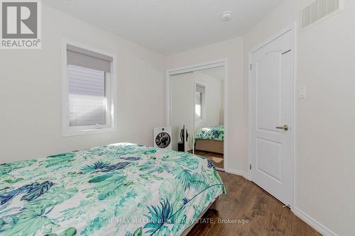 31 Royal Coachman Way, Hamilton, ON - Indoor Photo Showing Bedroom