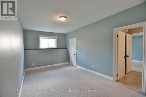 18 Blue Jay Place, Wasaga Beach, ON - Indoor Photo Showing Other Room