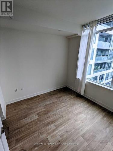 #1202 -576 Front St W, Toronto, ON - Indoor Photo Showing Other Room
