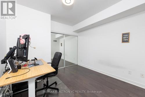 1808 - 58 Orchard View Boulevard, Toronto, ON - Indoor Photo Showing Office