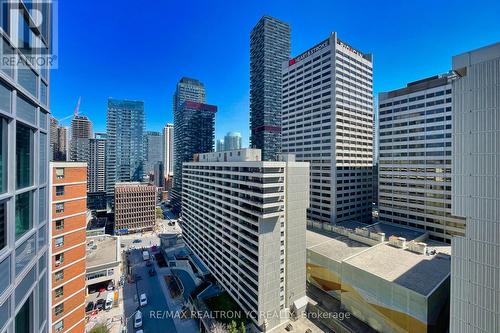 #1808 -58 Orchard View Blvd, Toronto, ON - Outdoor With Facade