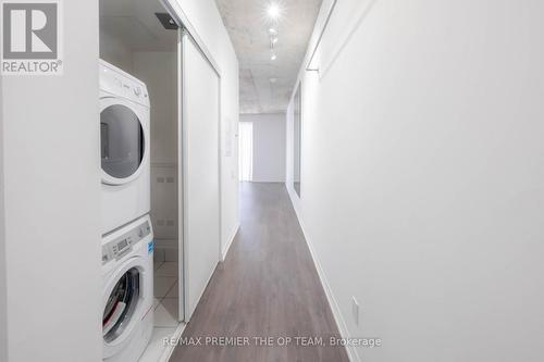 #1113 -88 Blue Jays Way, Toronto, ON - Indoor Photo Showing Laundry Room