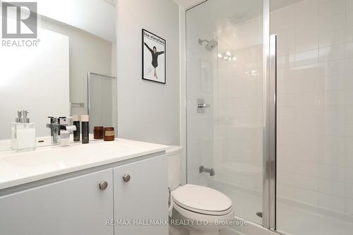 611 - 1 Cole Street, Toronto, ON - Indoor Photo Showing Bathroom