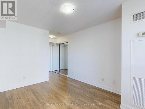 #1403 -255 Village Green Sq, Toronto, ON - Indoor Photo Showing Other Room
