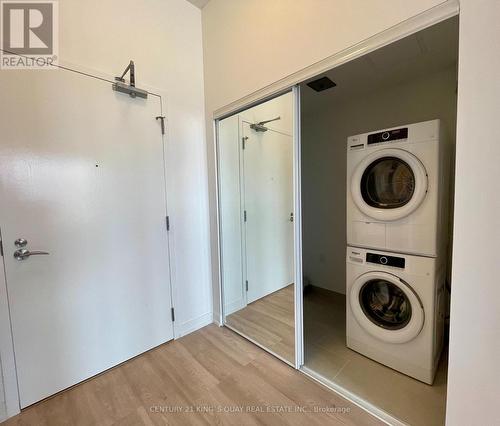 702 - 1028 Mcnicoll Avenue, Toronto (Steeles), ON - Indoor Photo Showing Laundry Room