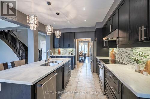 336 George Reynolds Dr, Clarington, ON - Indoor Photo Showing Kitchen With Double Sink With Upgraded Kitchen