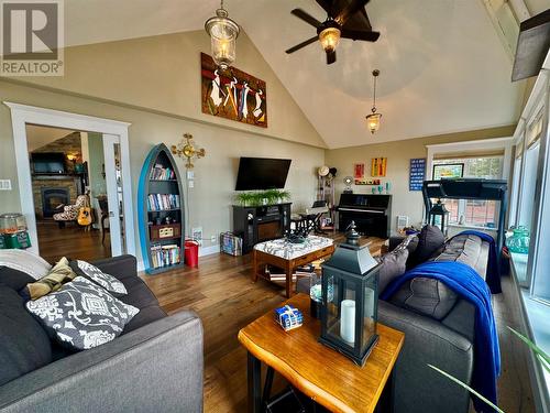 18 Drong'S Lane, Laurenceton, NL - Indoor Photo Showing Living Room