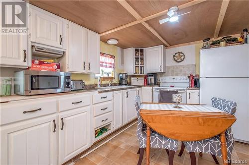 8360 Route 101, Welsford, NB - Indoor Photo Showing Kitchen