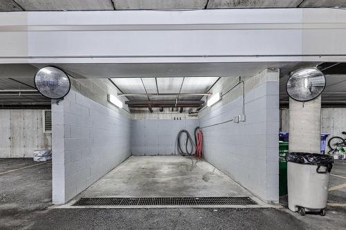 2085 Appleby Line|Unit #108, Burlington, ON - Indoor Photo Showing Garage