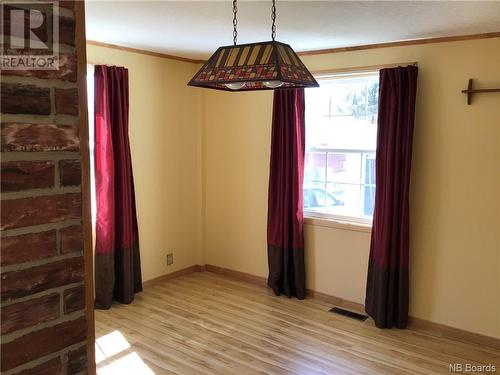 107 Queensway Street, Milltown, NB - Indoor Photo Showing Other Room