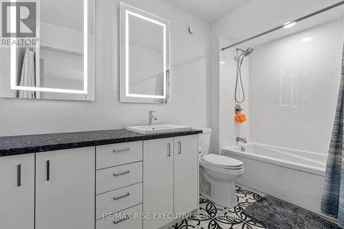 165 Finsbury Avenue, Ottawa, ON - Indoor Photo Showing Bathroom