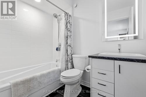 165 Finsbury Avenue, Ottawa, ON - Indoor Photo Showing Bathroom