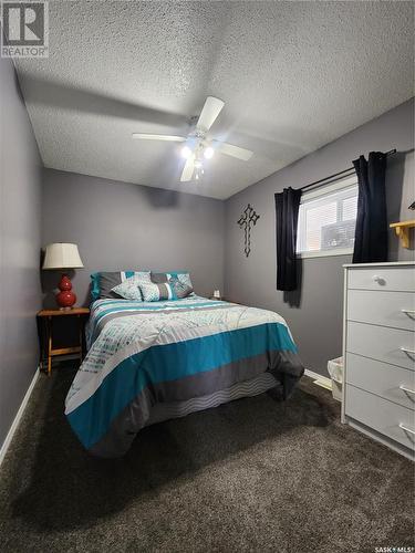 358 Prince Edward Street, Melville, SK - Indoor Photo Showing Bedroom