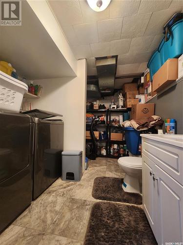 358 Prince Edward Street, Melville, SK - Indoor Photo Showing Laundry Room