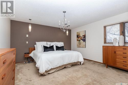 735 Wakaw Terrace, Saskatoon, SK - Indoor Photo Showing Bedroom