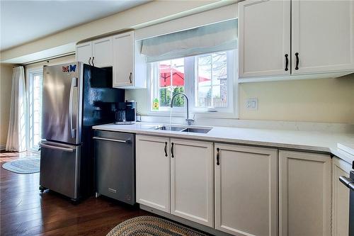 35 Galley Road, Ancaster, ON - Indoor Photo Showing Kitchen With Double Sink