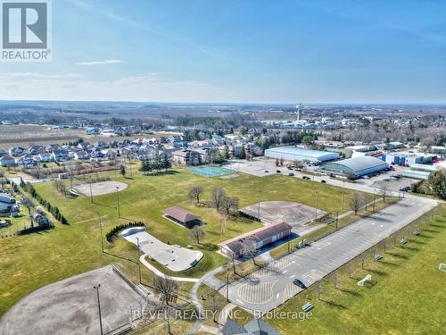 138 Loretta Drive, Niagara-On-The-Lake, ON - Outdoor With View