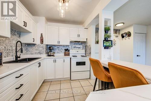 640 Grey St, Brantford, ON - Indoor Photo Showing Kitchen