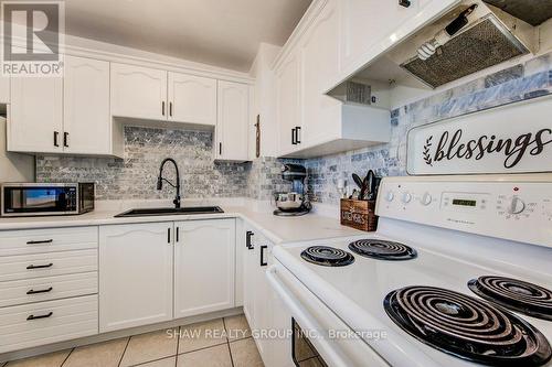 305 - 640 Grey Street, Brantford, ON - Indoor Photo Showing Kitchen With Double Sink