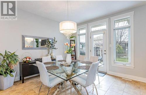 377 Darcy Drive, Strathroy-Caradoc, ON - Indoor Photo Showing Dining Room