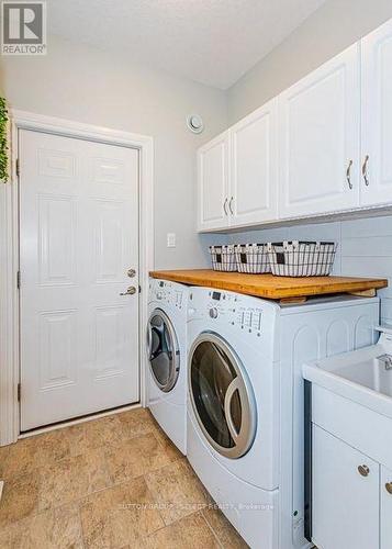 377 Darcy Drive, Strathroy-Caradoc, ON - Indoor Photo Showing Laundry Room